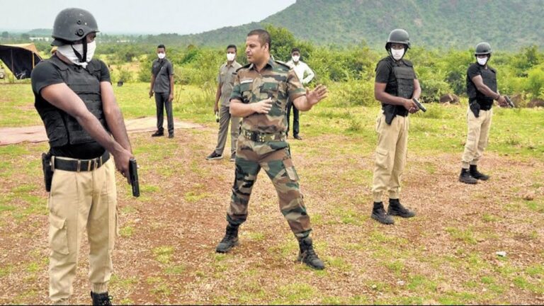 SP Siddharth Kaushal Reviews Combat Capabilities & Anti-Terror Exercise of SWAT Team  | Sakshi TV