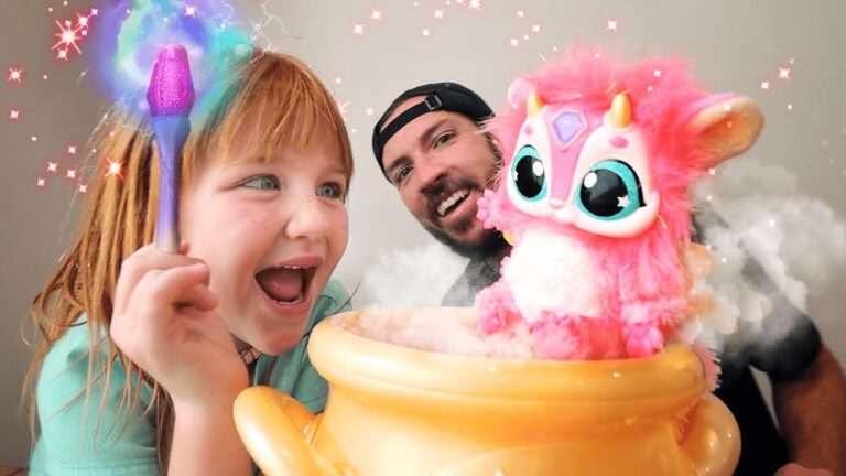 ADLEY made a MAGiC PET!!  Kids mix a Magical Potion to create a new friend! our baby mixie is born!